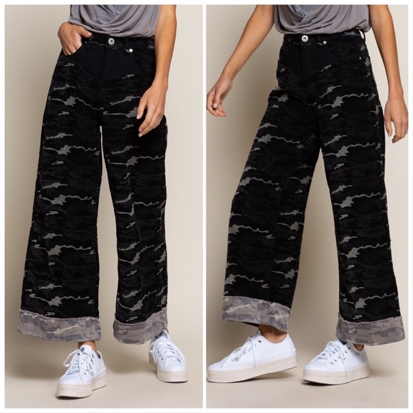 POL Camo Black Wide Leg Cords - Picture 7 of 15